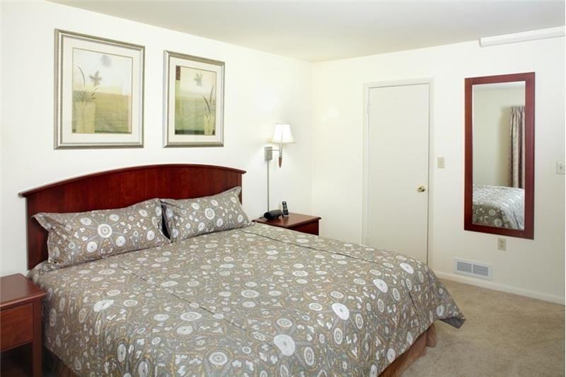 917 Two Ridge Rd - Photo 2 of 9