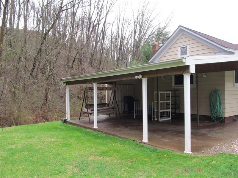 525 W 39th St - Photo 3 of 10