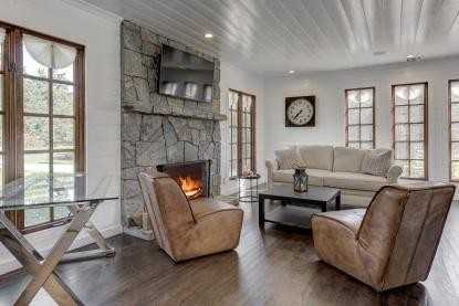 5 Godfrey Ln - Photo 2 of 16