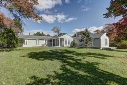 5 Godfrey Ln - Photo 3 of 16