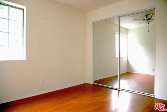 11660 Robin St - Photo 3 of 4