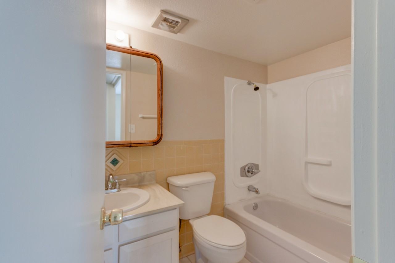 12608 N 38th Dr - Photo 3 of 13