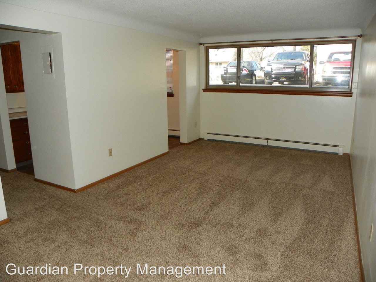 1807 Stillwater Ave E - Photo 2 of 9