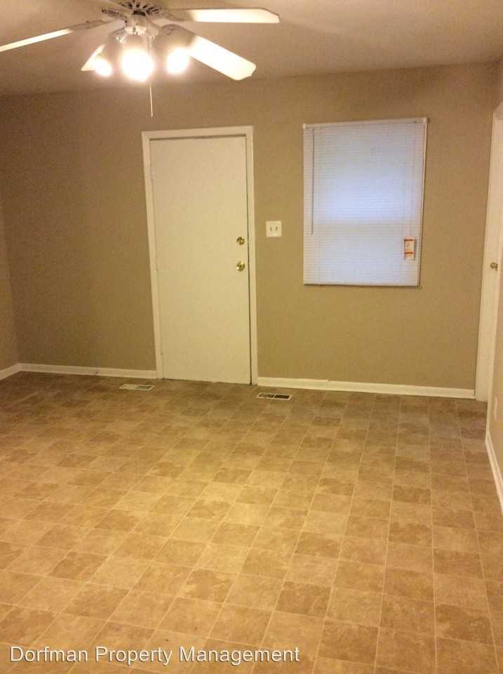 2814 Roberta Dr - Photo 3 of 9