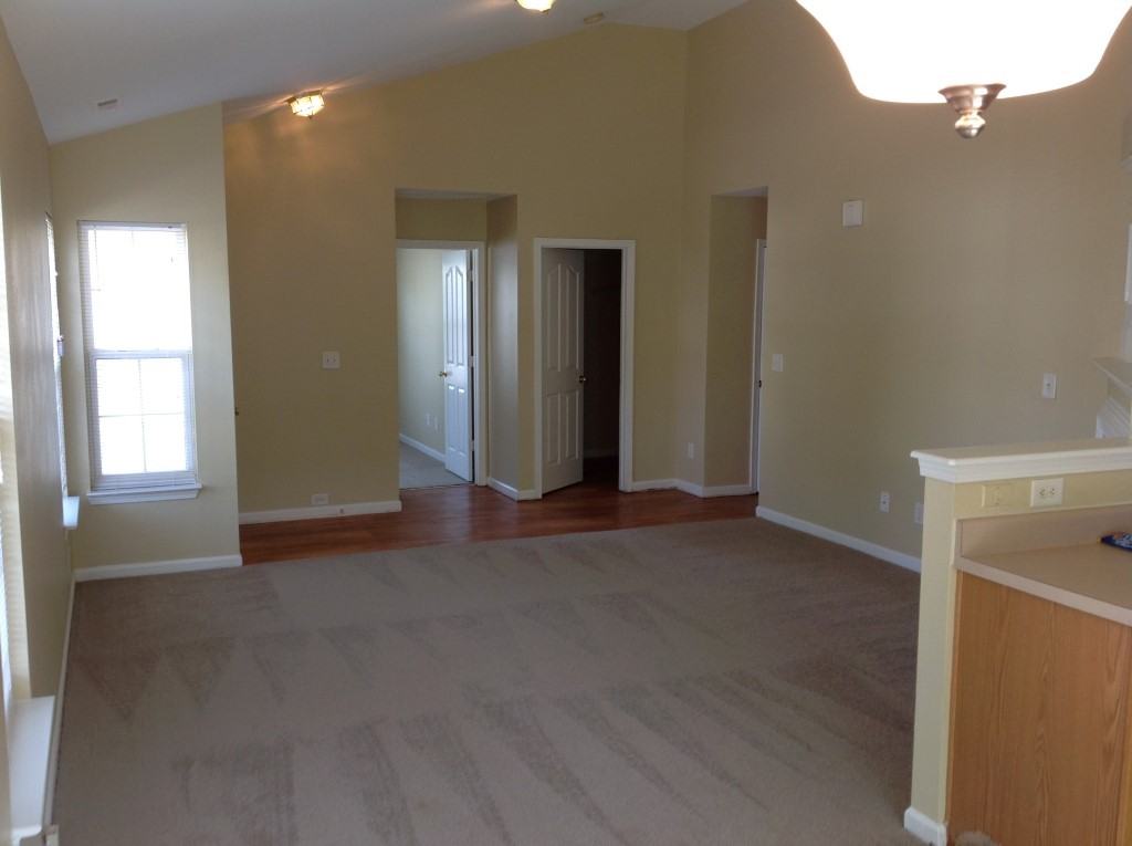 5702 Wallace Cabin Dr - Photo 2 of 10