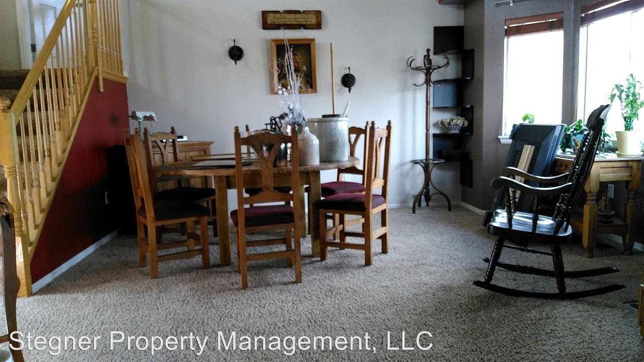 7520 Matheson Dr - Photo 3 of 13