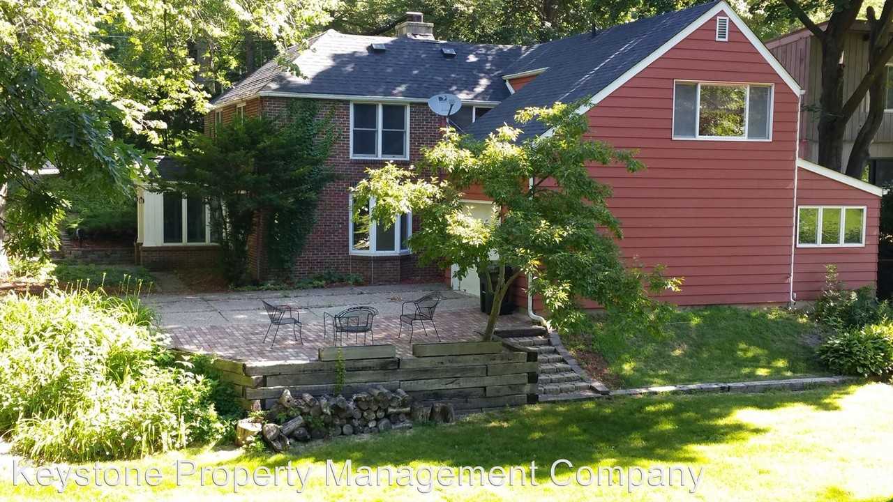 833 River St - Photo 2 of 16