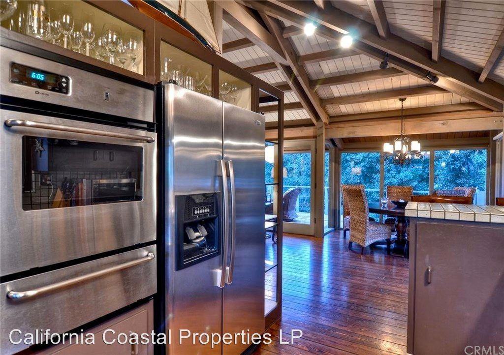 209 W Avenida De Los Lobos Marinos - Photo 3 of 19