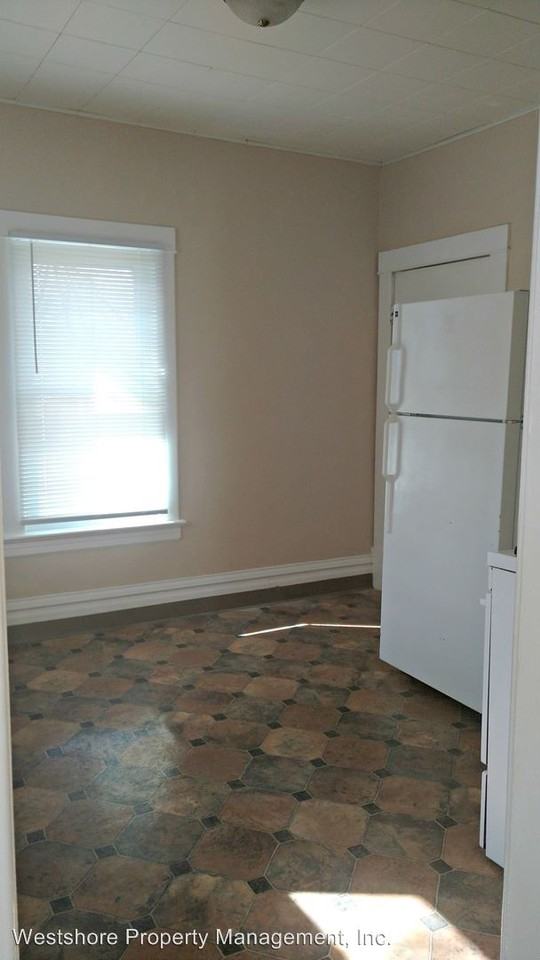 1189 Chestnut St - Photo 3 of 15