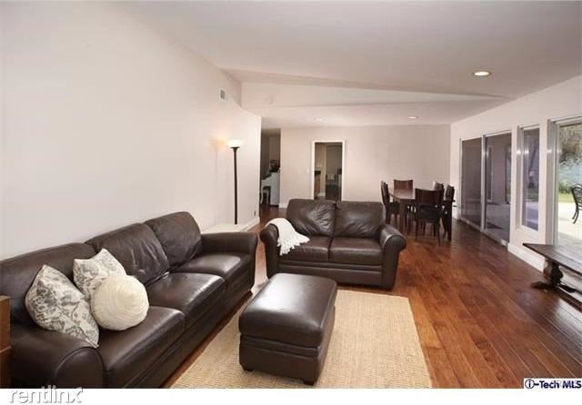 3106 Buckingham Rd - Photo 3 of 34