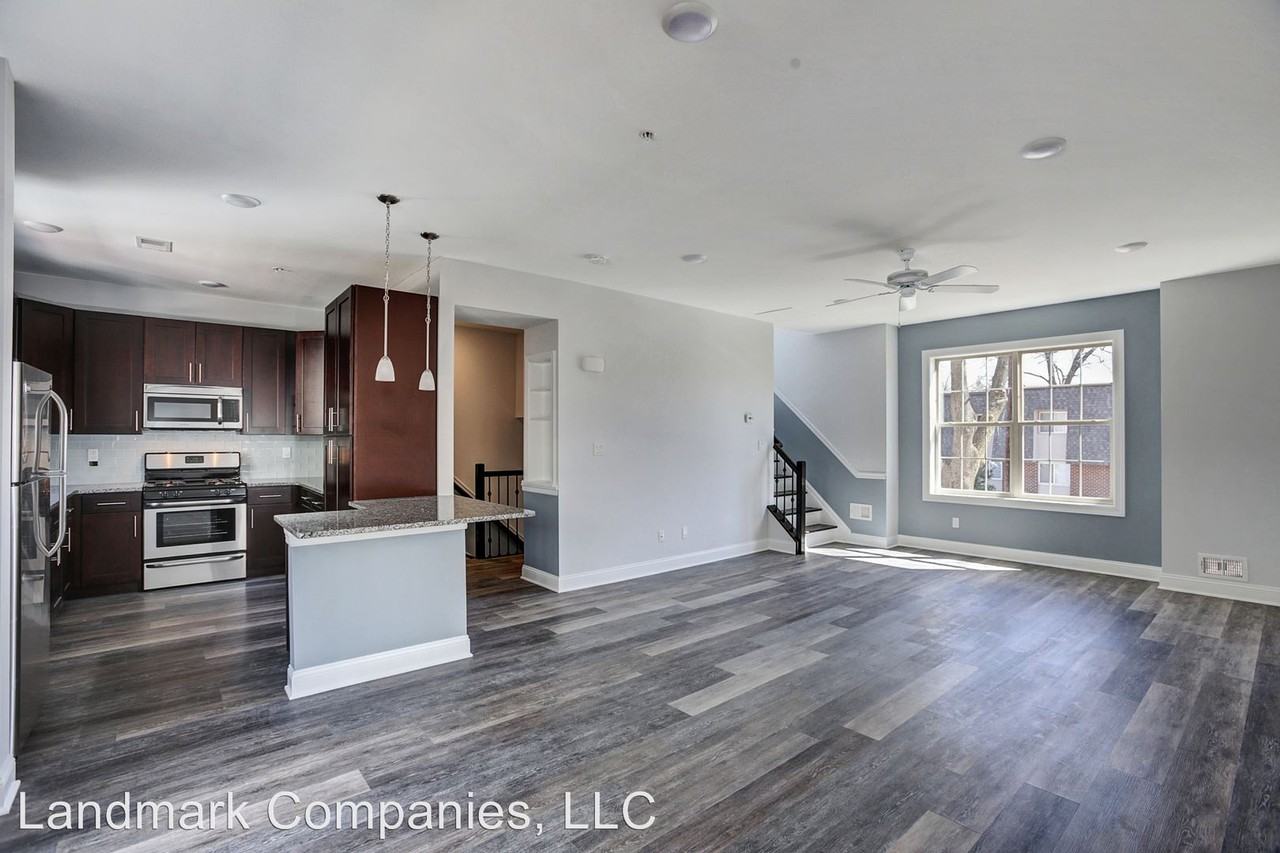 201 Johnson Ave - Photo 2 of 21