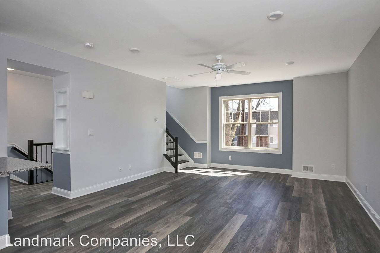 205 Johnson Ave - Photo 3 of 21