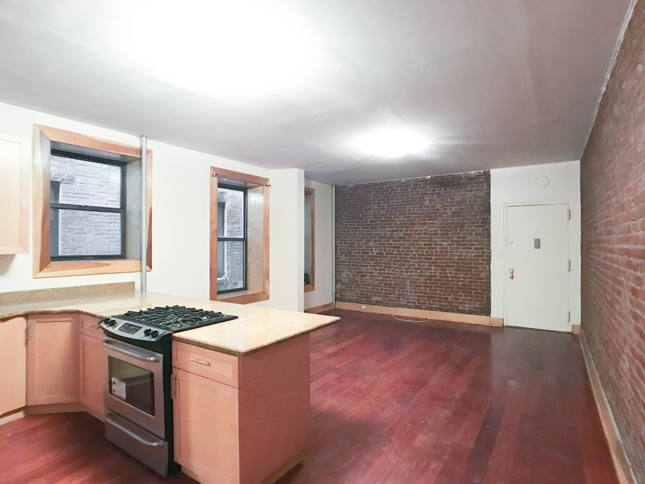 Esplanade Gardens Plaza & W 140th St #24 - Photo 3 of 9