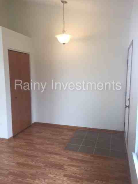 4102 Cummins St - Photo 3 of 13