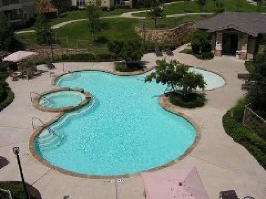 7920 Country Club Drive - Photo 2 of 14