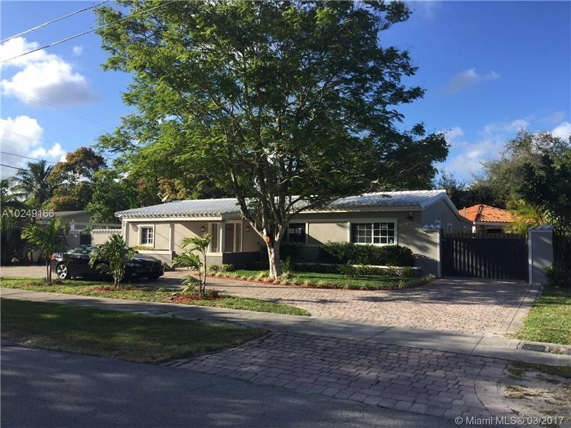 2401 NE 187th St - Photo 2 of 11