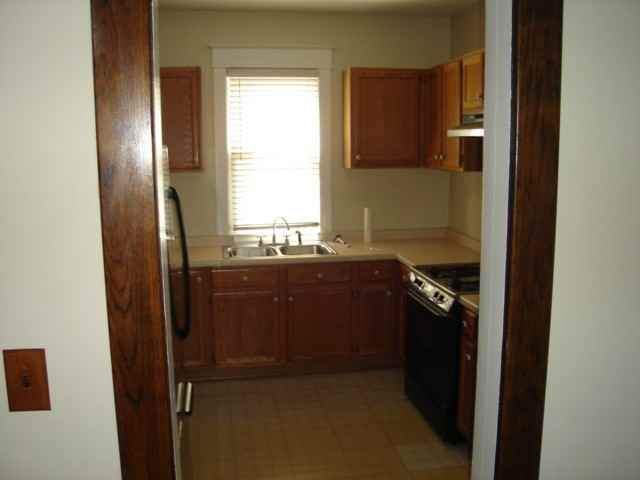 119 W 37th St - Photo 2 of 2