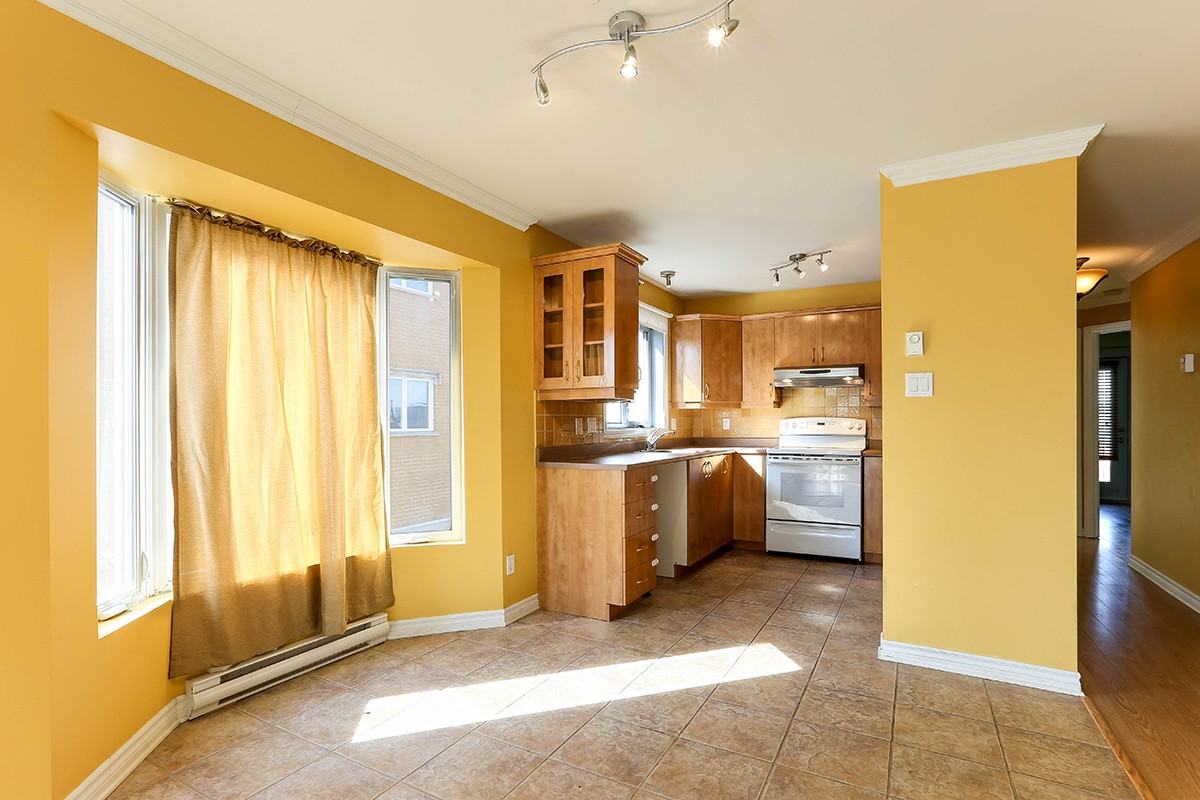 5265 Av. Colomb - Photo 2 of 10