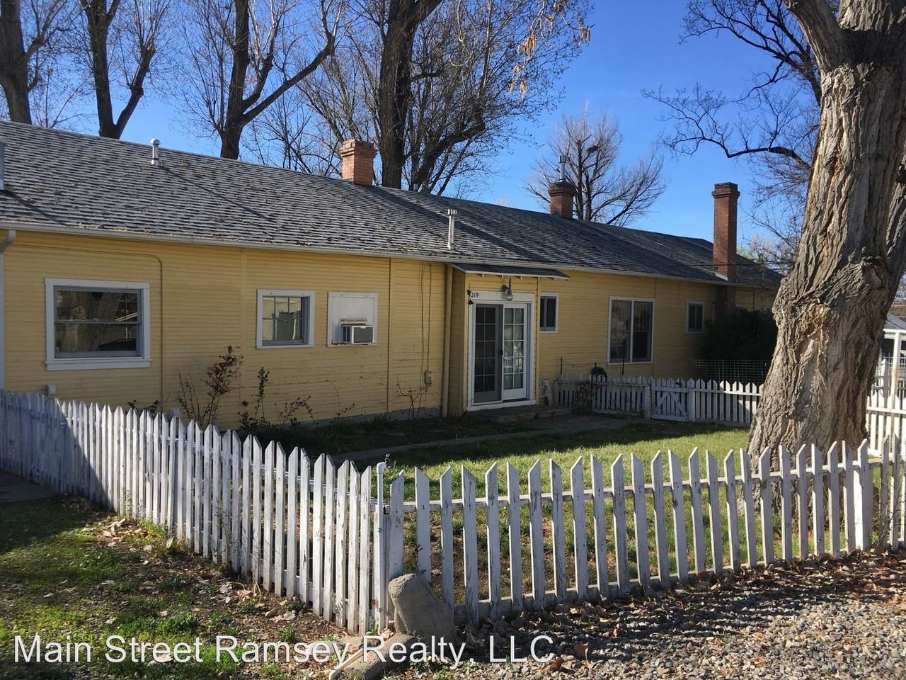 219 N Rio Grande Ave - Photo 3 of 10