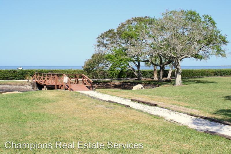 537 Waterford Cir W - Photo 2 of 27