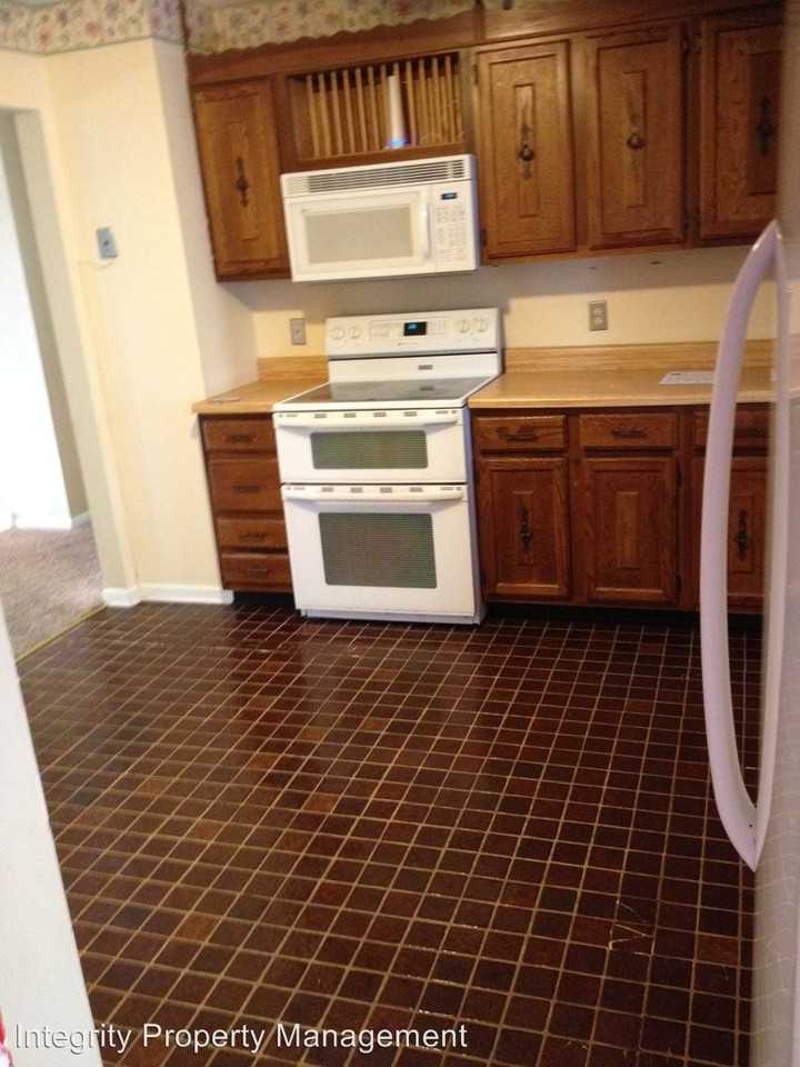 171 Diddell Rd - Photo 2 of 8