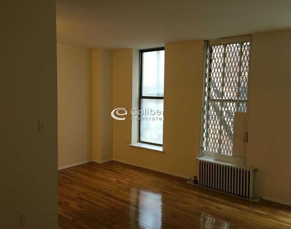 Amsterdam Ave #5A