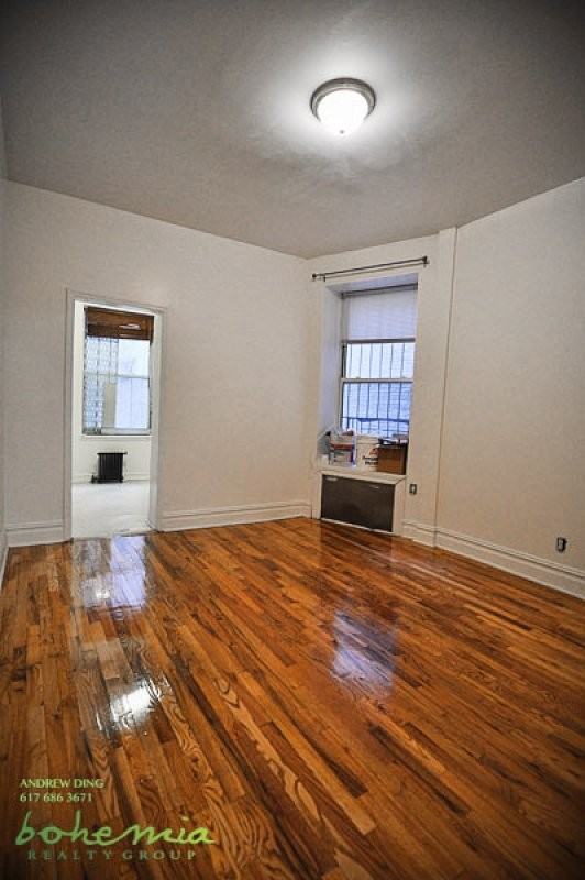305 W 111th St #5D