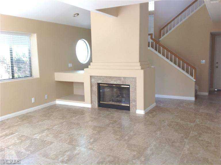 29667 Strawberry Hill Dr - Photo 2 of 20