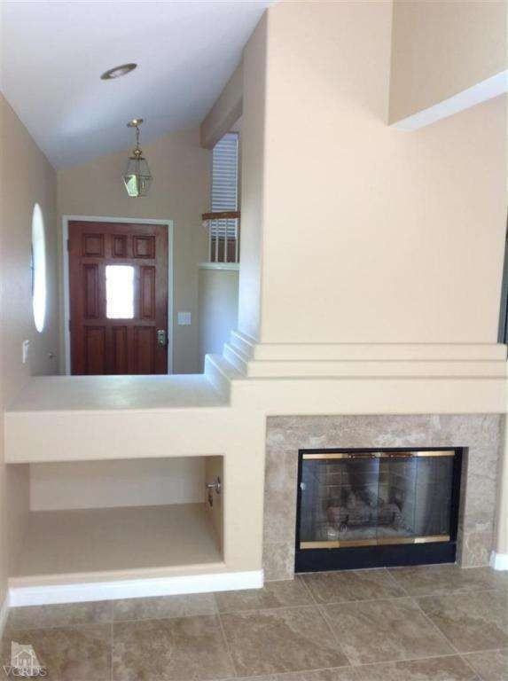 29667 Strawberry Hill Dr - Photo 3 of 20