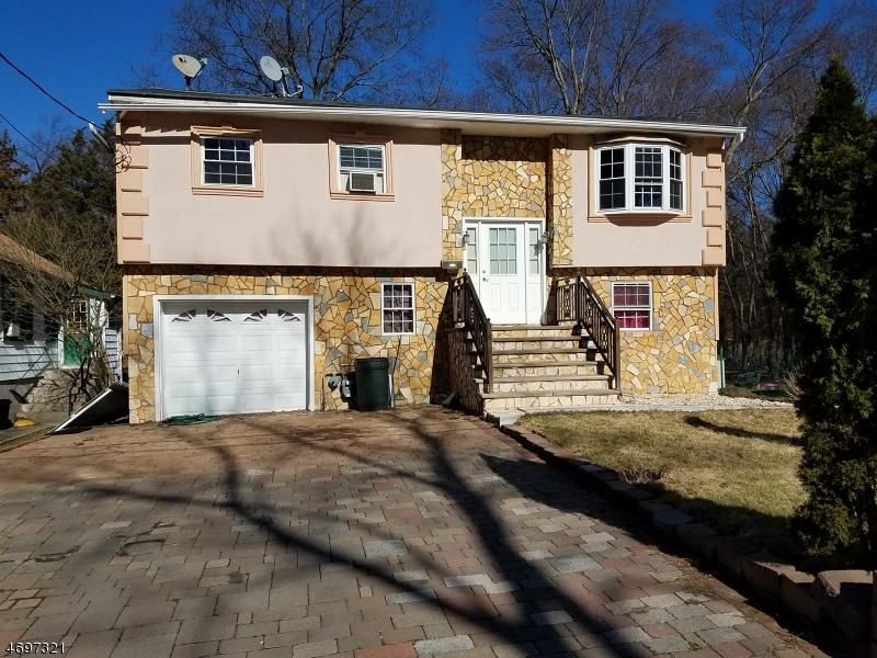 56 Greenwood Ave - Photo 2 of 4