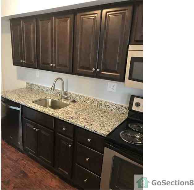 1107 Harwall Rd - Photo 3 of 10