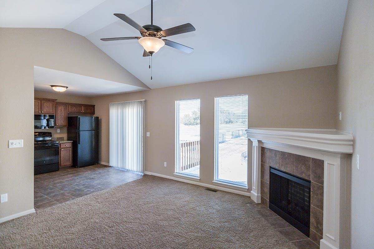 2200 Nw 56th Ter - Photo 4 of 50