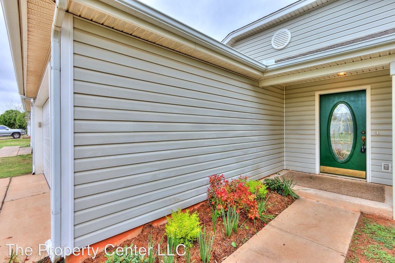 1617 NW 148th St - Photo 2 of 15