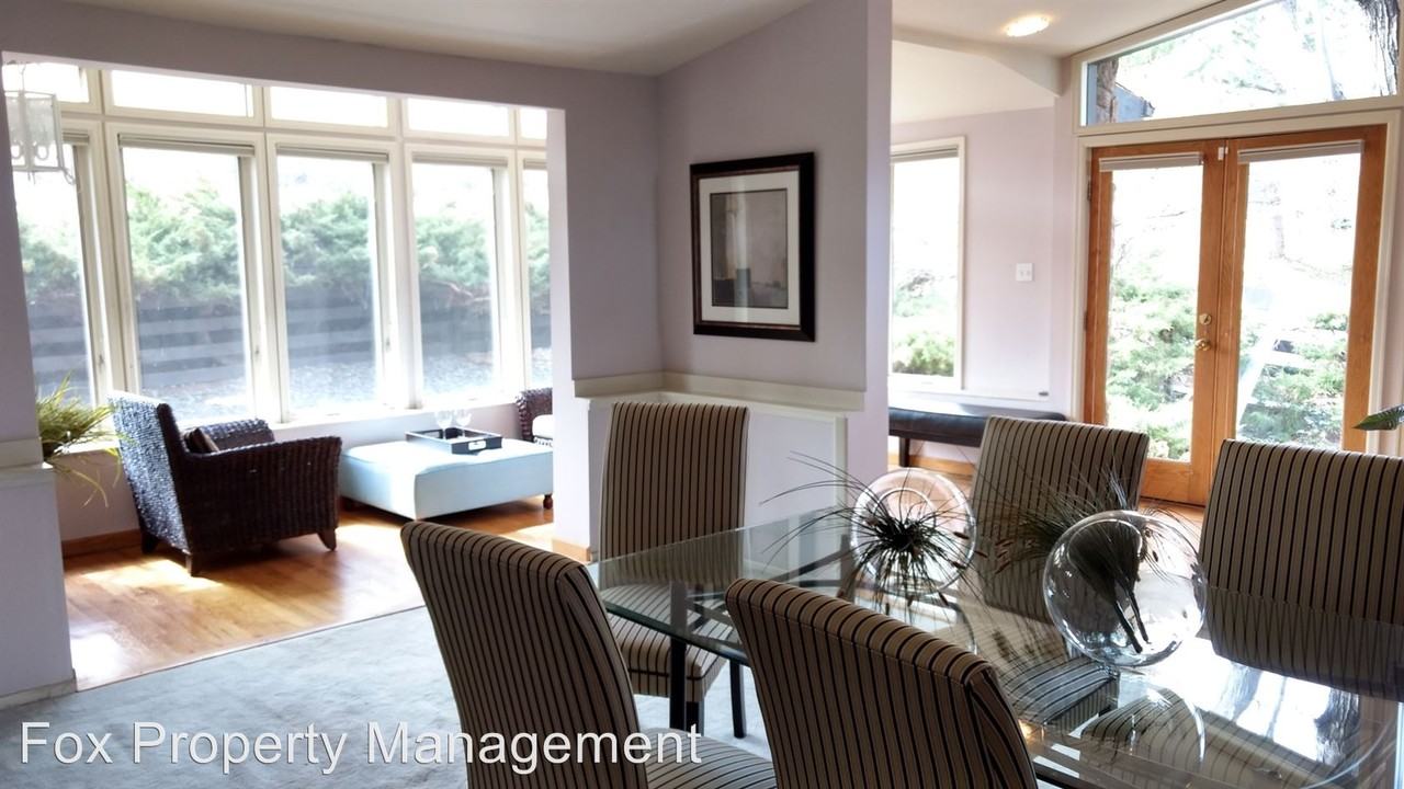 485 Baseline Rd - Photo 2 of 15