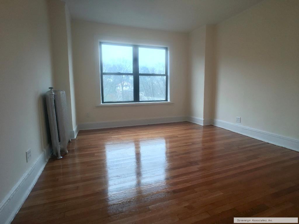 21 Fifth Ave #57