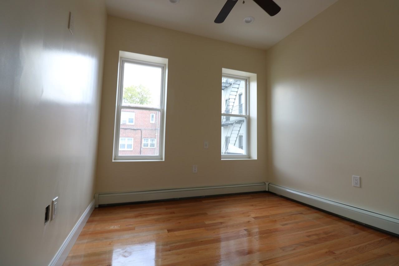 444 Suydam Street #103