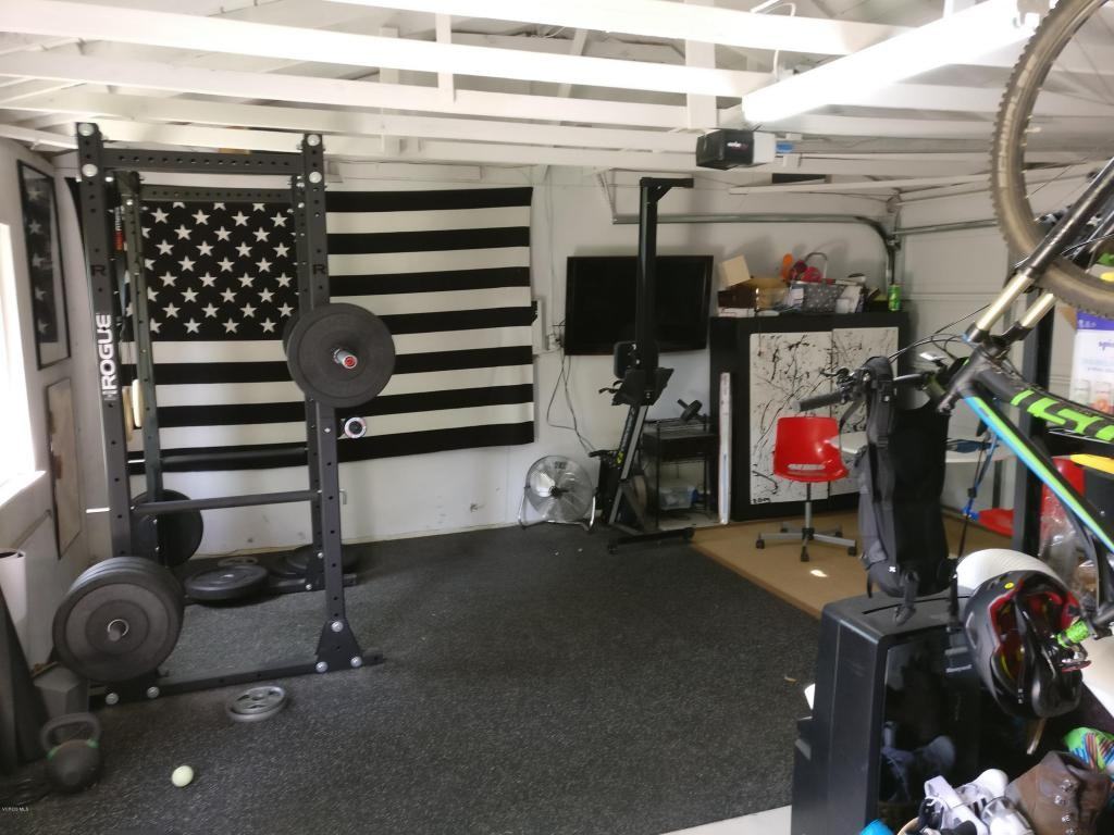 860 Calle Tulipan - Photo 2 of 16