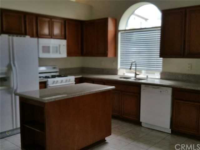 13762 Sharon Ct - Photo 2 of 15