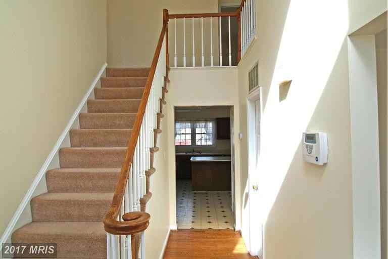 7306 Goddard Dr - Photo 2 of 30