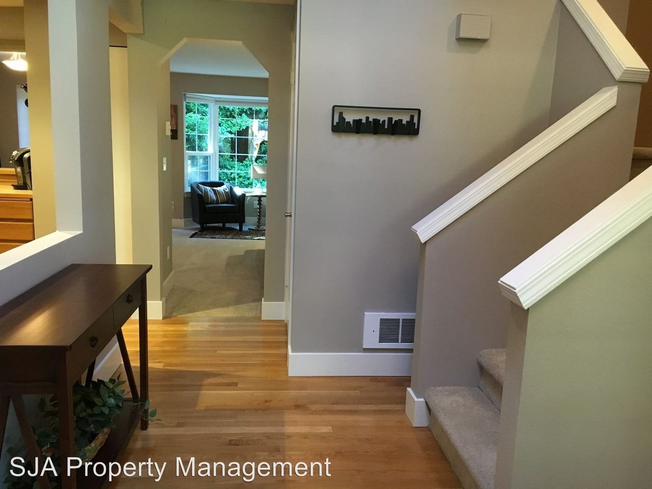 8605 137th Ave NE - Photo 2 of 17