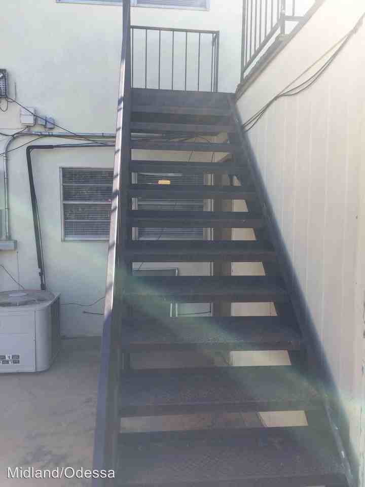 4303 W Dengar Ave. - Photo 3 of 13