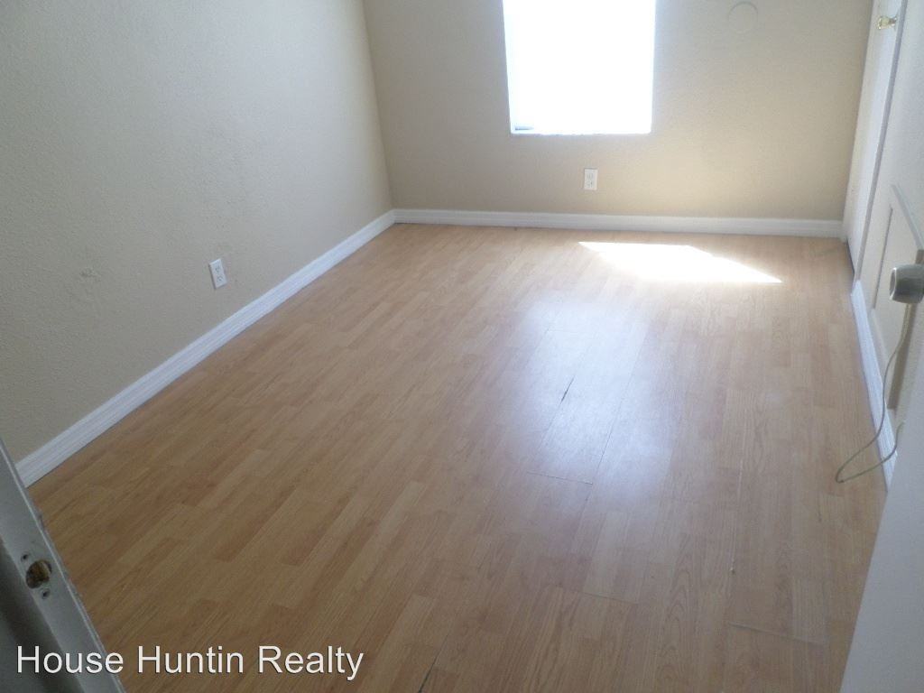 9406 Ogalala St - Photo 3 of 13