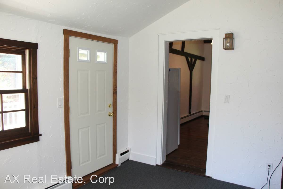 123 Armonk Rd - Photo 2 of 21