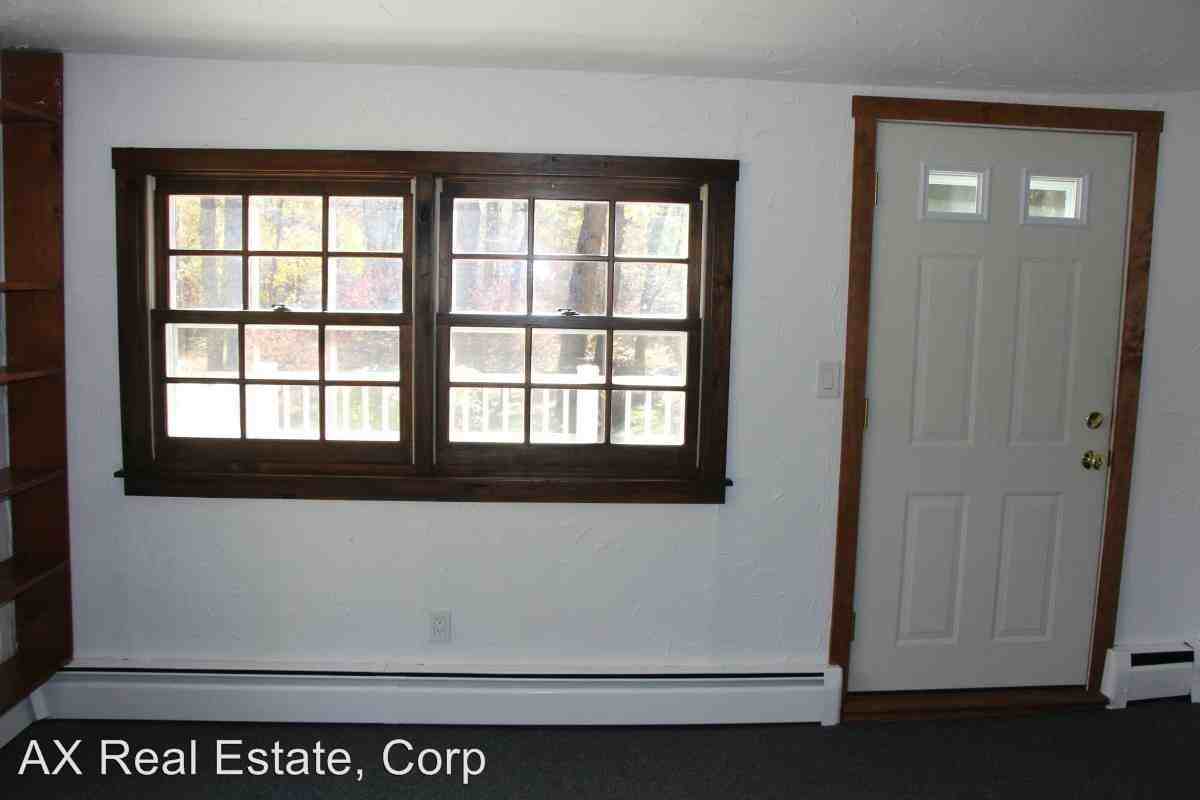 123 Armonk Rd - Photo 3 of 21