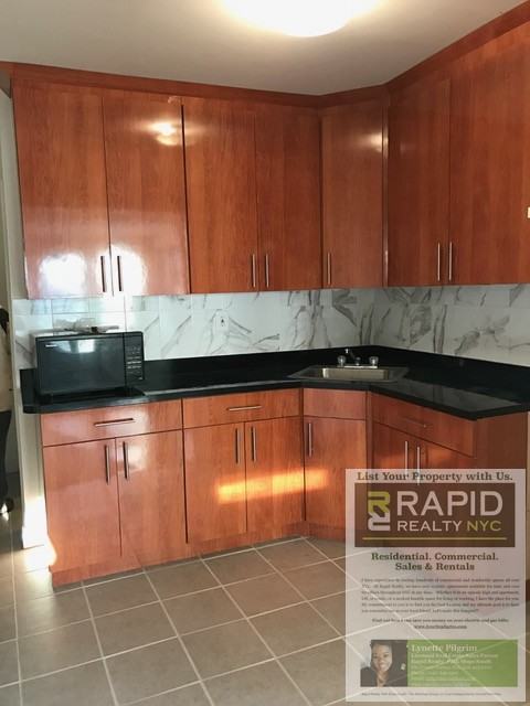100-49 98th Street house - Photo 2 of 30