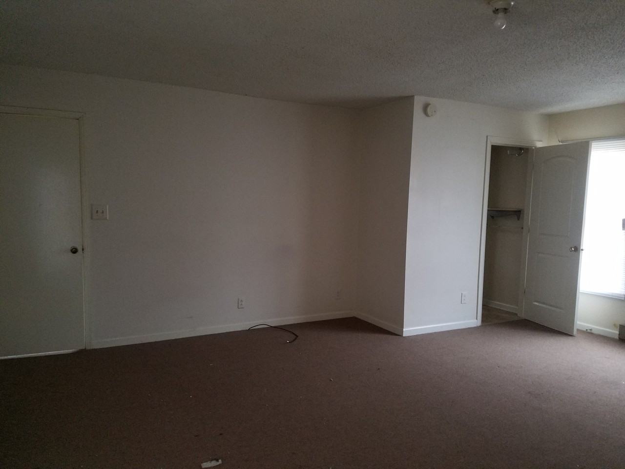 Robb Avenue Apartments & Townhomes - Photo 2 of 8
