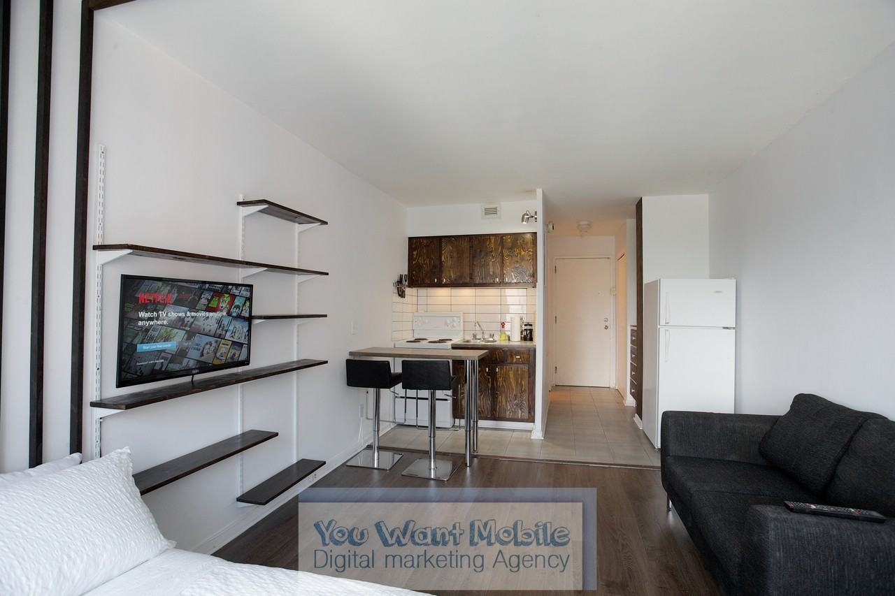 3455 Rue Durocher #707