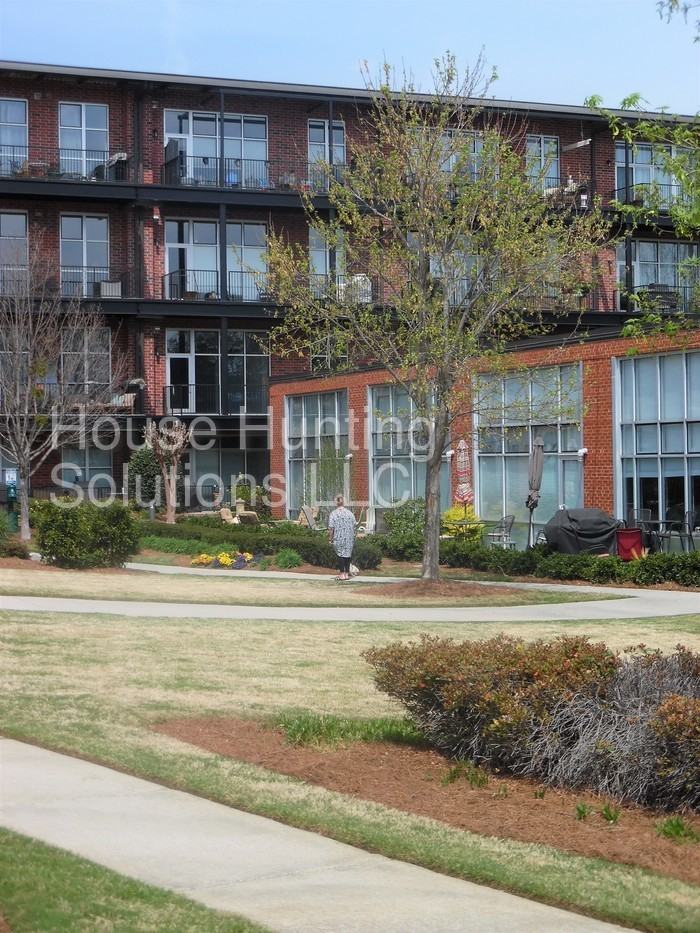 5200 Peachtree Rd #2111