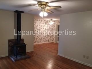 940 Spottswood Dr - Photo 3 of 10