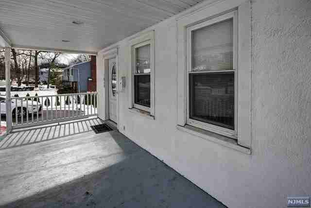 1040 Blanch Ave - Photo 3 of 13